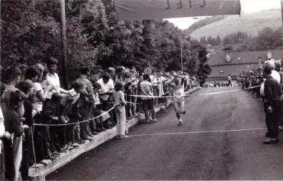 CBTM V. ročník 1985 dobeh na starom ihrisku Damir Cernic (juhoslávia) - celkový víťaz